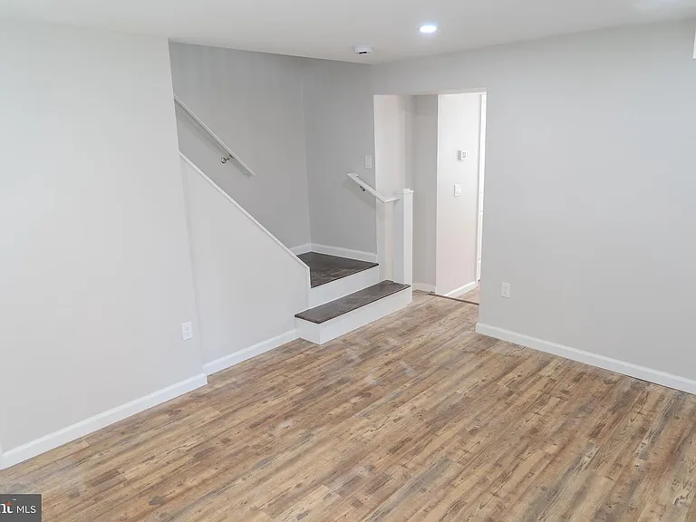 520 East Ave — Photo 6