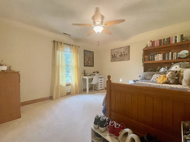 413 Southern Oak Dr — Photo 24