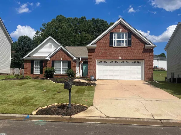 411 Woodruff Lake Way, Simpsonville, SC 29681