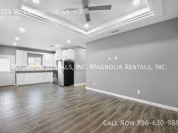 4th image of 3104 W Driftwood St #3