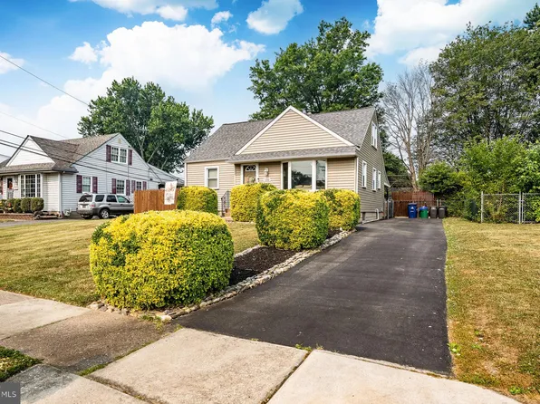 130 Trimble Blvd, Brookhaven, PA 19015