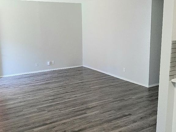 5th image of 1501 Kinney Ave APT 112