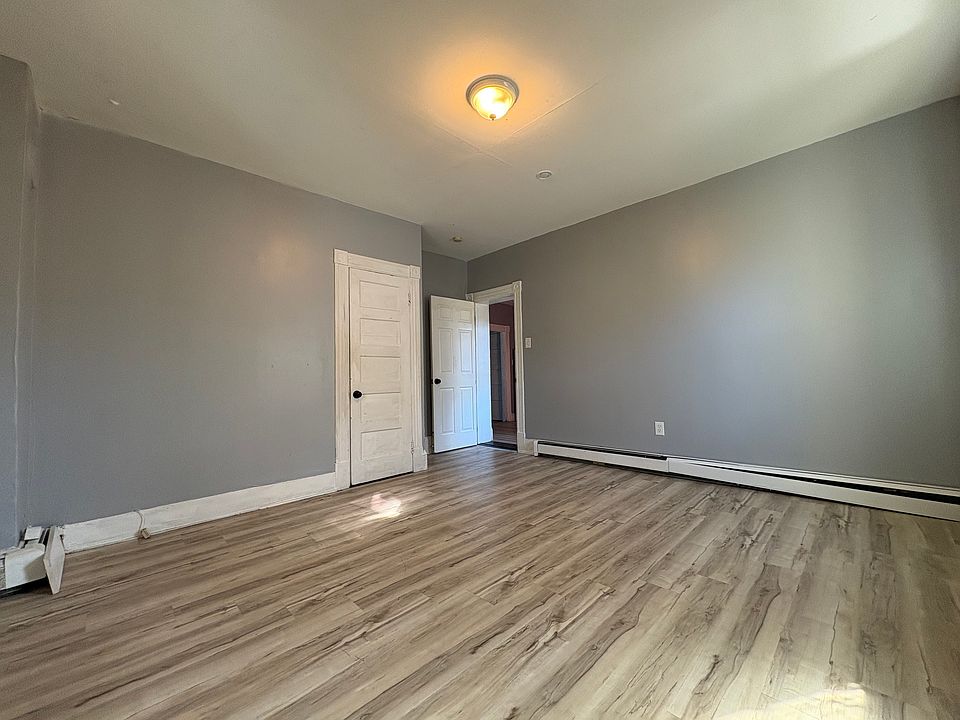 1st image of 9 Putnam St #B2