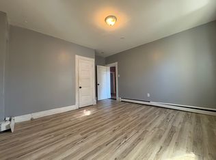 9 Putnam St #B2, Hartford, CT 06106