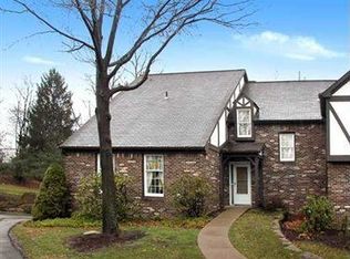232 Allenberry Cir, Pittsburgh, PA 15234