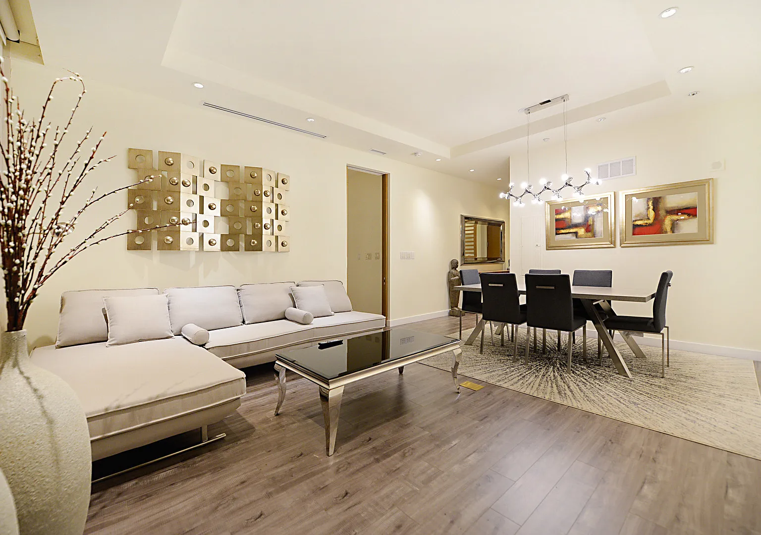 Waldorf Astoria 3411-Strip/City Views from this Stunning 1Bd/1.5Ba Furnished Residence — Photo 3