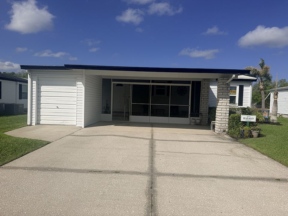 1st image of 195 Golf View Dr #195