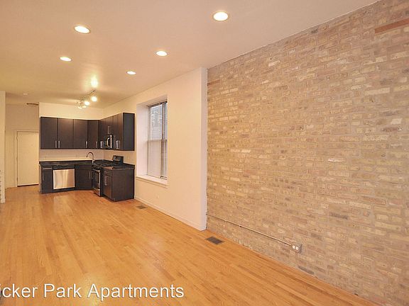 3rd image of 649 N Wolcott Ave #1S