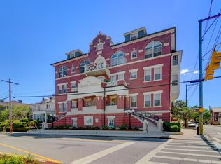 55 Ashley Ave APT 2, Charleston, SC 29401