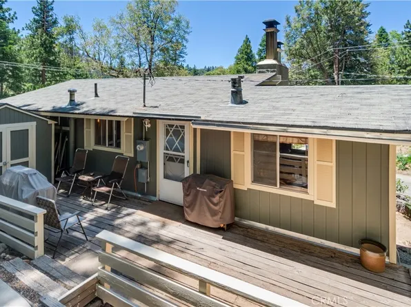 37667 Live Oak St, Angelus Oaks, CA 92305