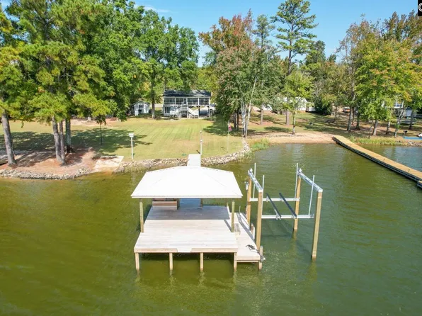 2364 Lakeside Dr, Liberty Hill, SC 29074