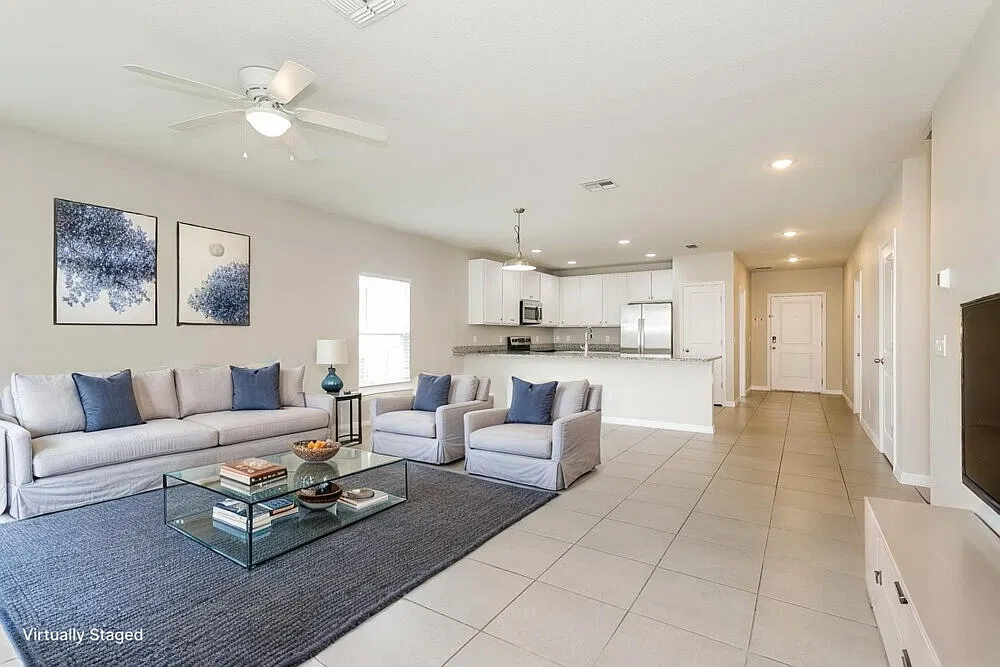 4 bed, 2.0 bath, 1661 sqft, $2,035 — Photo 3