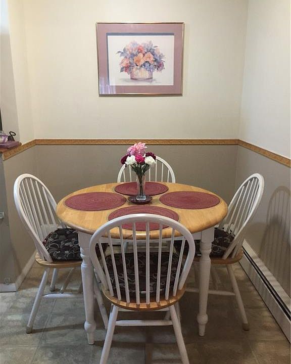 2nd image of 77 Balance Rock Rd APT 6