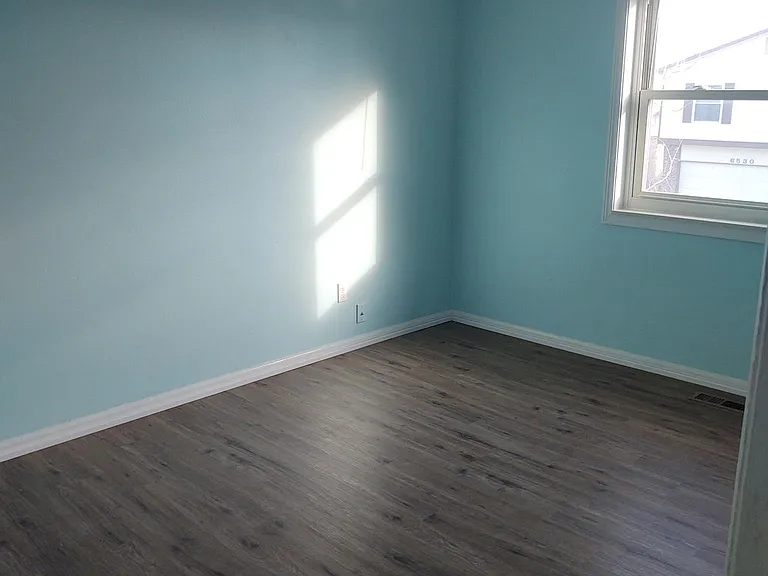 6511 W 112th Pl — Photo 15