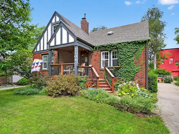 2709 41st Pl, Des Moines, IA 50310