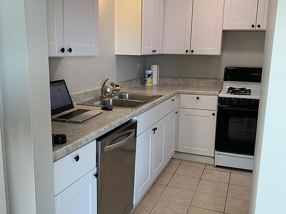 2nd image of 7101 166th St APT 3B