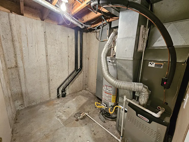 121 W 100 N — Photo 23