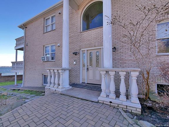 5th image of 3186 Wissman Ave Fl 1