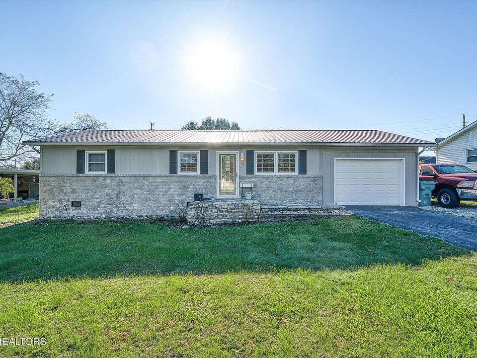 1st image of 75 Canterbury Ln