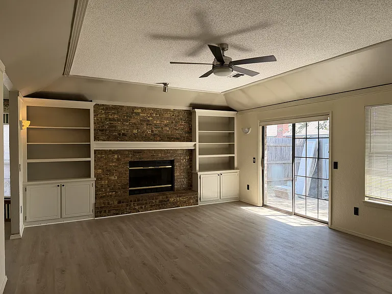 13104 Maple Leaf Dr — Photo 5