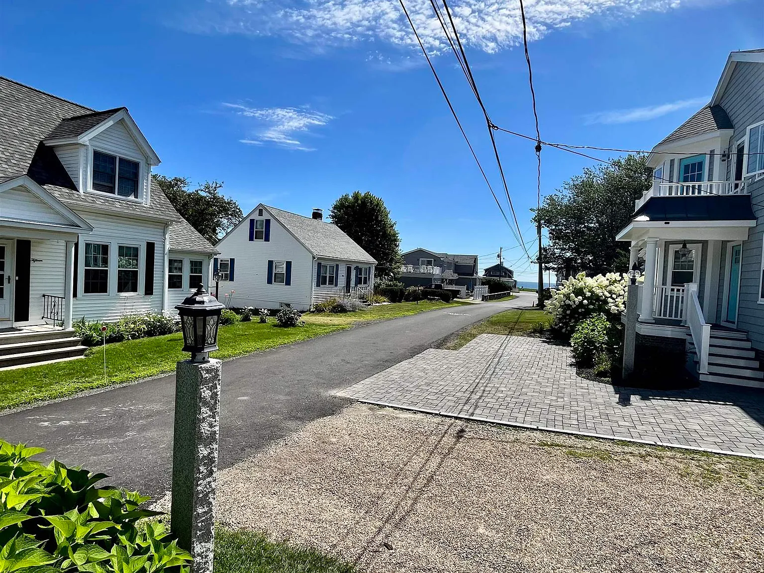 3 bed, 1.0 bath, 925 sqft, $2,400 — Photo 4