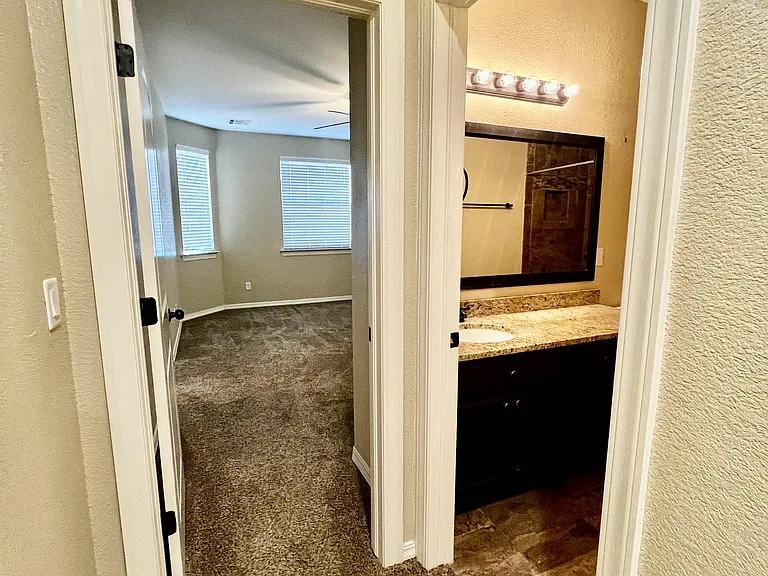 14356 George Campbell Ct — Photo 44