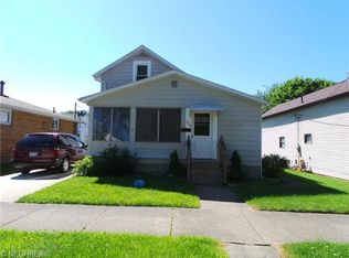 326 E 5th St, Dover, OH