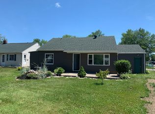 18 Donlen Dr, Cheektowaga, NY 14225