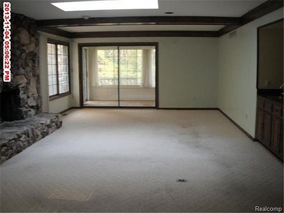 5th image of 30370 Tanglewood Dr