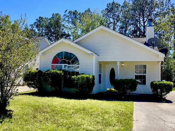 10596 E Bay Tree Dr, Gulfport, MS 39503