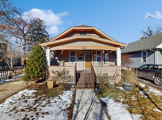 734 5th Ave, Aurora, IL 60505