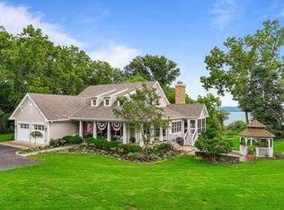 N2004 N Lake Shore DRIVE, Fontana, WI 53125