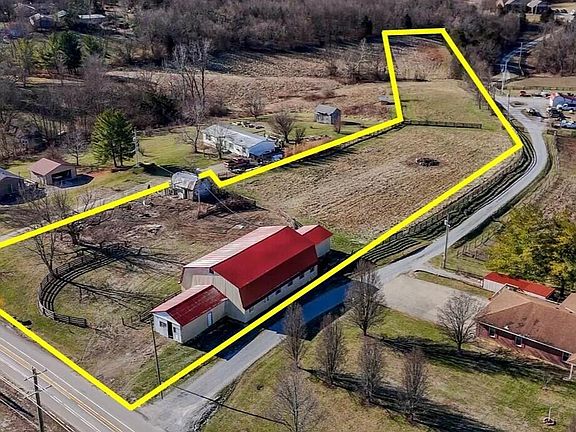 4th image of 2579 Lake Jericho Rd