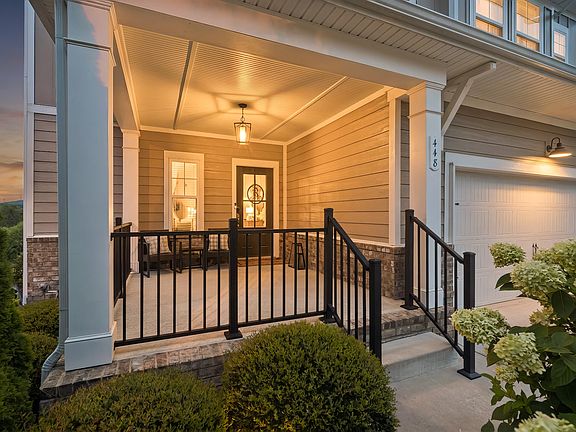 3rd image of 448 Red Sunset Ct