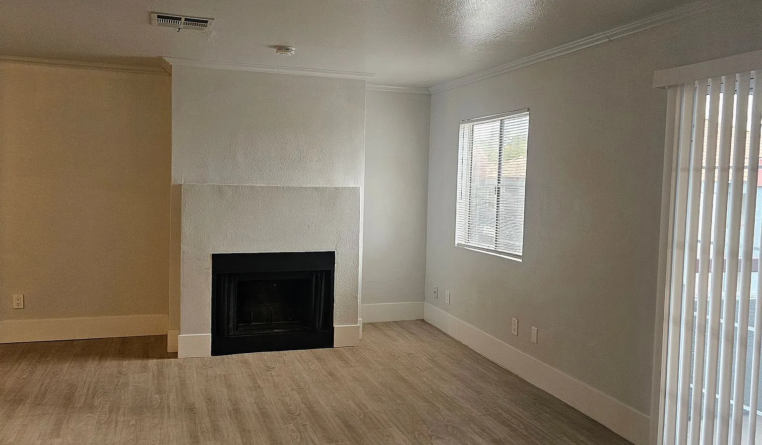 Beautiful 2 bedroom Condo for Rent — Photo 3