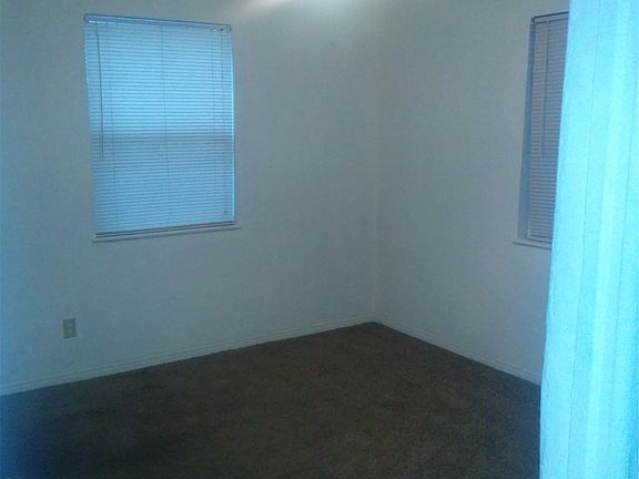 4th image of 5205 15th Ave S