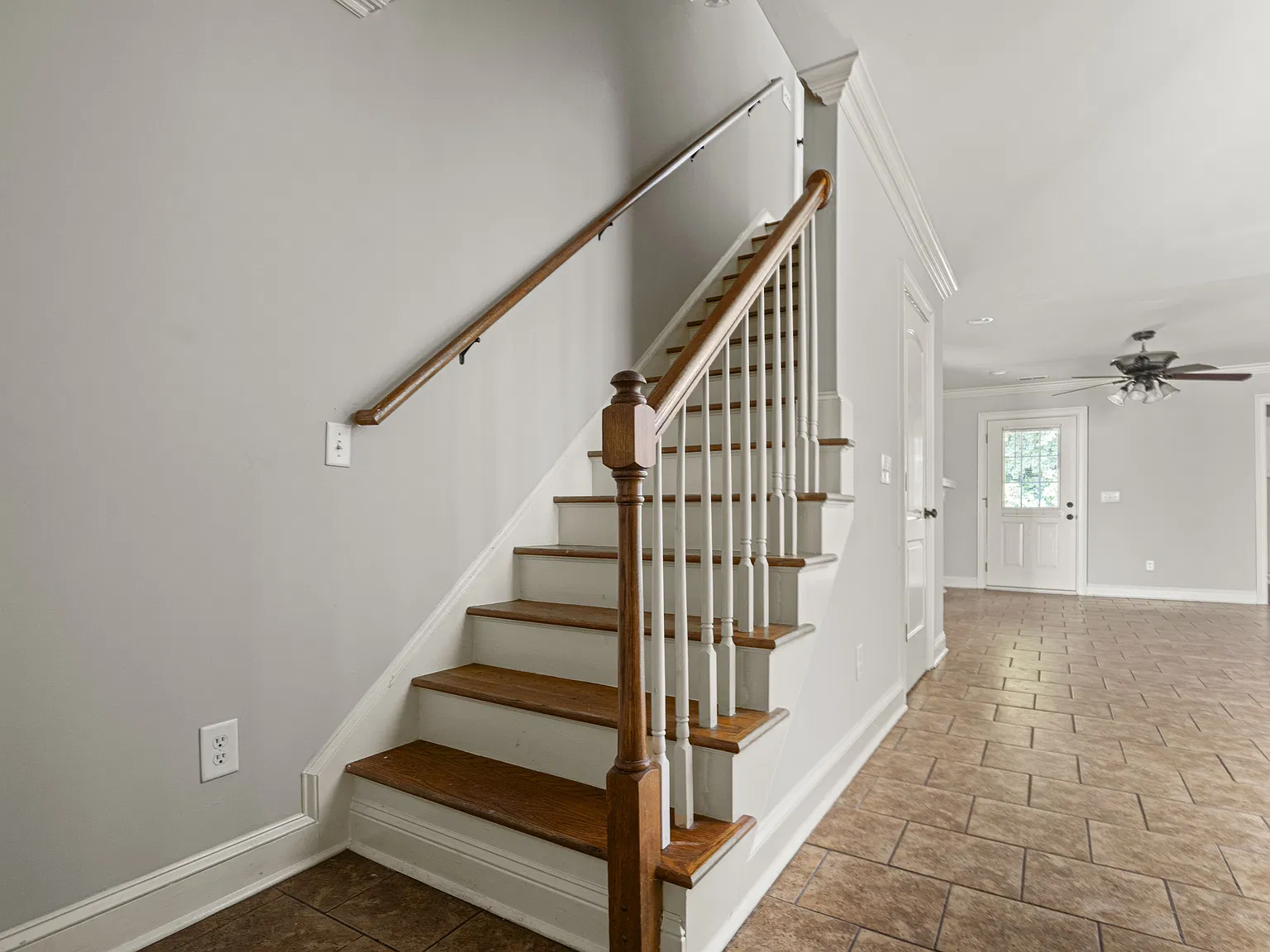 107-A Lee Lane - 1 — Photo 3