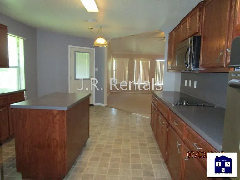 5510 Shawn Dr — Photo 66