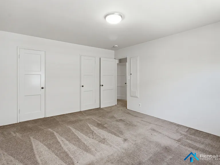 449 N Euclid Ave #H — Photo 14