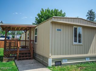 8240 W Meadow Brook Cir, Rathdrum, ID 83858