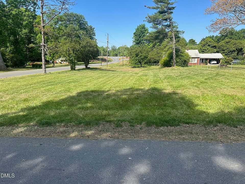 1st image of 165 Old Hollow Rd #301B