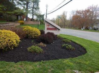 301 Crystal Hill Ln, Poughkeepsie, NY 12603