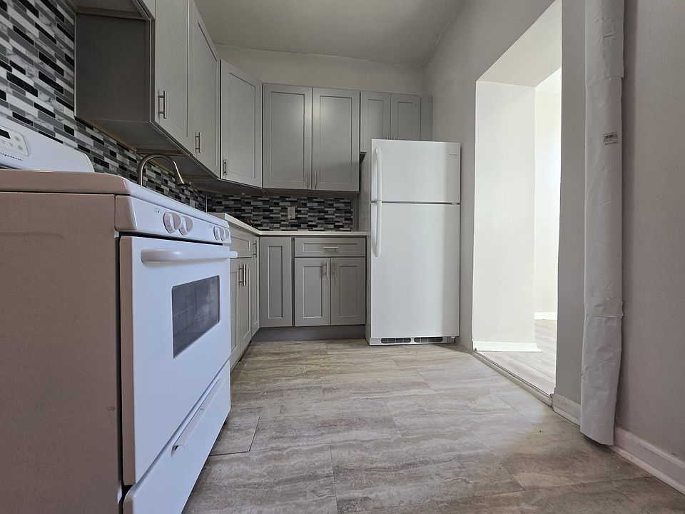 1st image of 788 Garden St #1