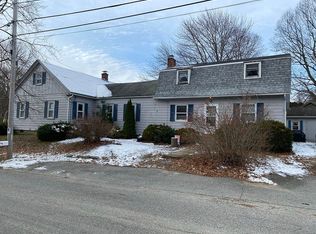 83 Jackson Flat Rd, Scituate, RI 02831