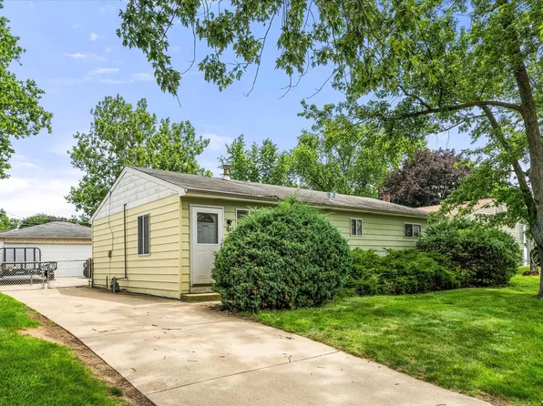 1629 Charles Dr, Glendale Heights, IL 60139