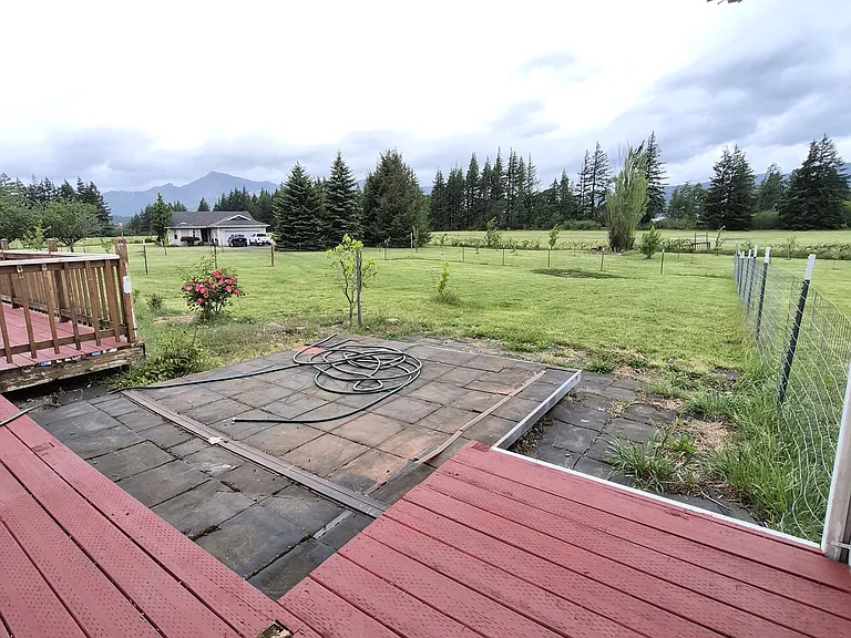 627 NE Forest Ln — Photo 19