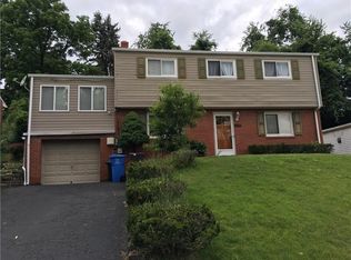 1310 Meadowlark Dr, Pittsburgh, PA