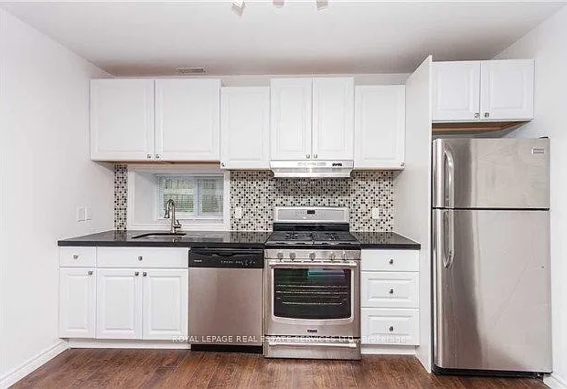 55 Hillsdale Ave E #2 — Photo 4