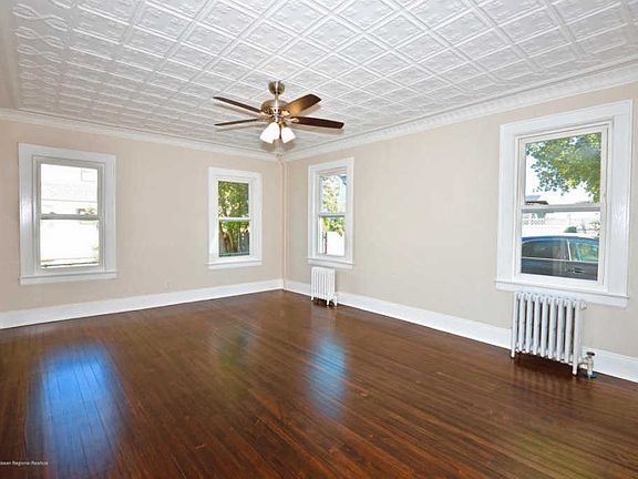 4th image of 279 Kingsland Ave