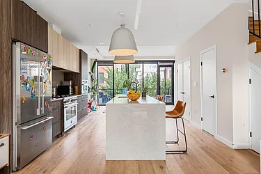 479 Macon Street, #2